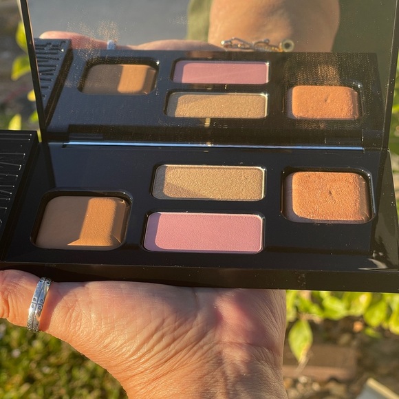 IL MAKIAGE High Point Face Palette - Picture 5 of 12